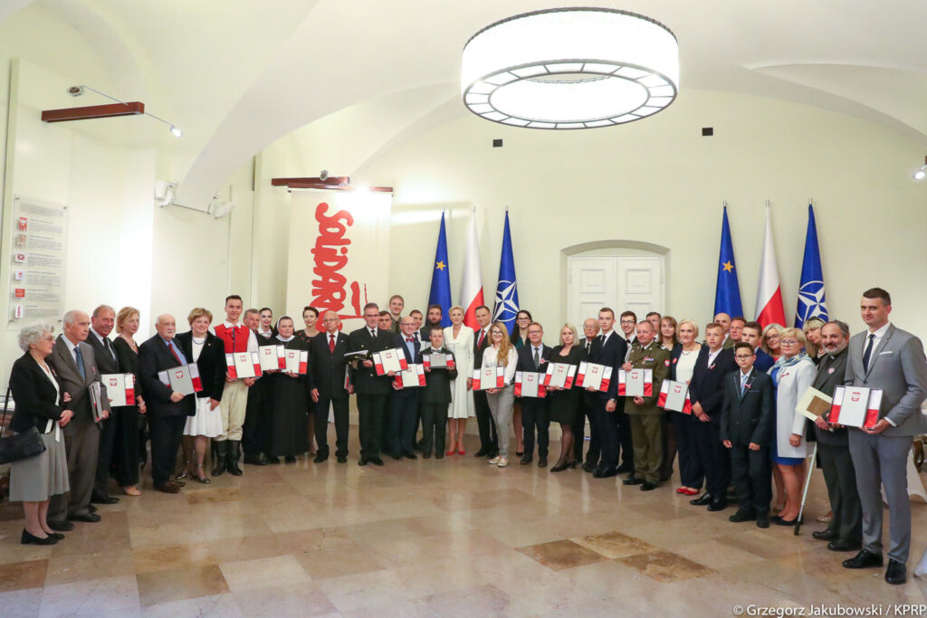 Institute of Physiology and Pathology awarded on the occasion of Flag Day