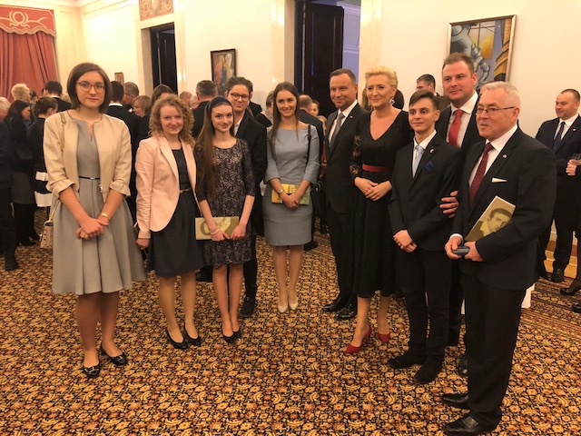 Los pacientes del Prof. Henryk Skarżyński en el Palacio Presidencial