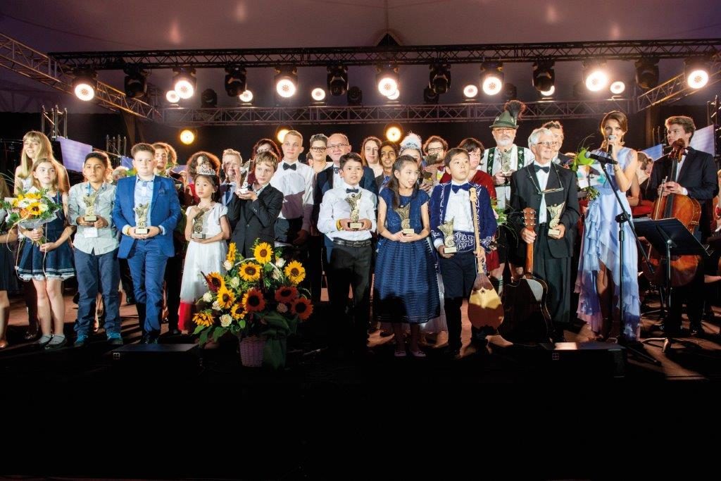 La grande finale del 4 ° Festival Internazionale di Musica per i Bambini, Giovani ed Adulti con Disturbi dell’Udito “Dei Ritmi Cocleari”