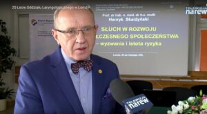 El profesor Henryk Skarżyński dio un discurso con motivo del 20º aniversario del Departamento de Laringología del Hospital Provincial en Łomża